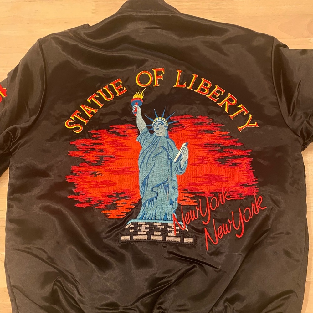VINTAGE Style Auto Statue Of Liberty Racing Jacket